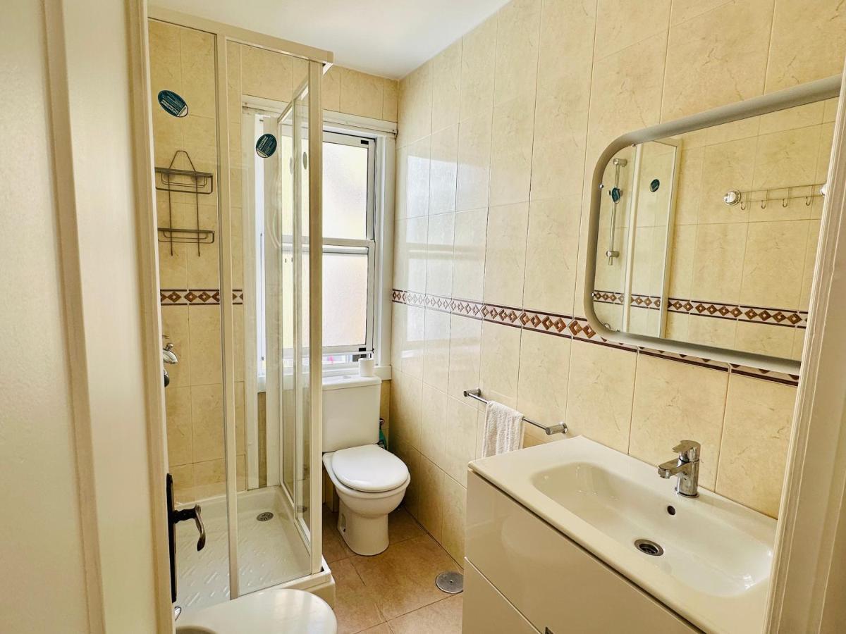 Nebrija Derecha Apartman A Coruña Kültér fotó